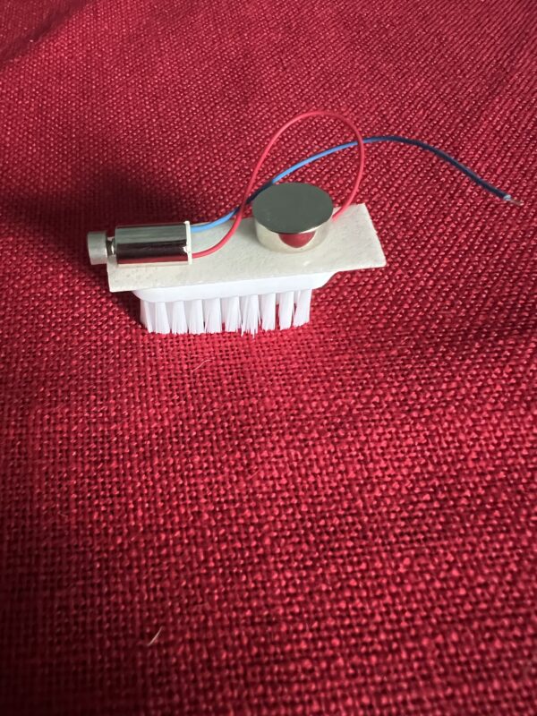 Bristle Bot STEM Kit - Image 8